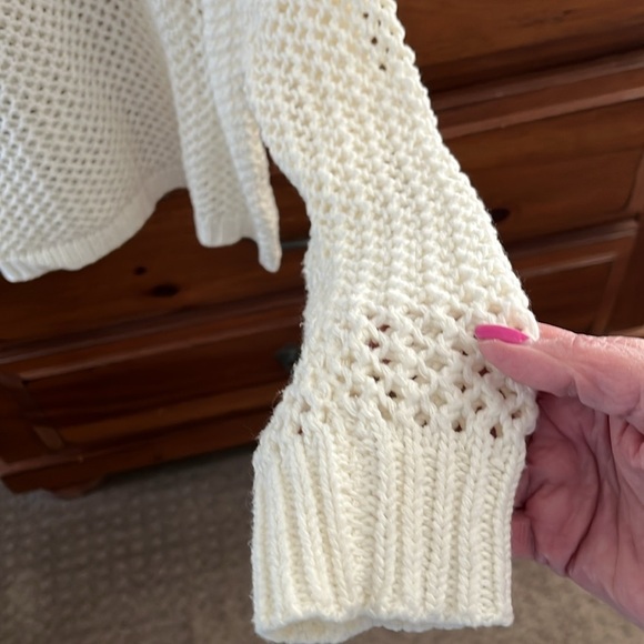 Women's Cream Hoodie Sweater NWOT - Picture 3 of 9